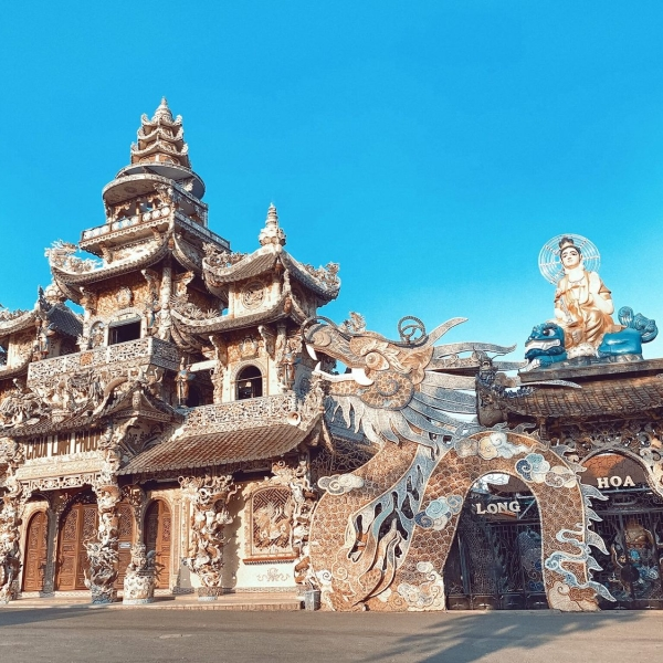 * DALAT CITY TOUR: EXPLORING THE CHARMING CITY